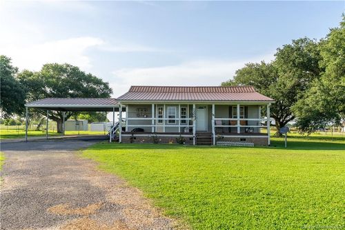 1200 Derouen St, Welsh, LA, 70591-5601 | Card Image
