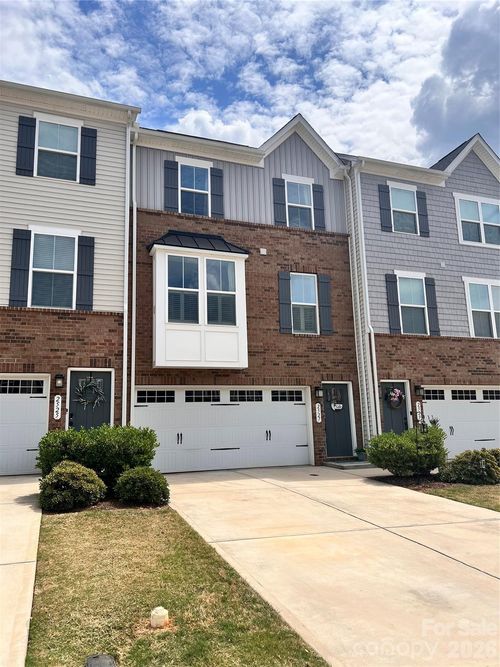 2527 Grantham Place Dr, Fort Mill, SC, 29715-6953 | Card Image