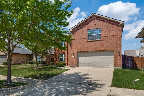 2027 Pine Knot Dr, Heartland, TX, 75126-8284 | Card Image