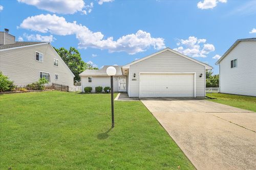 2801 Rachel Rd, Champaign, IL, 61822-7351 | Card Image