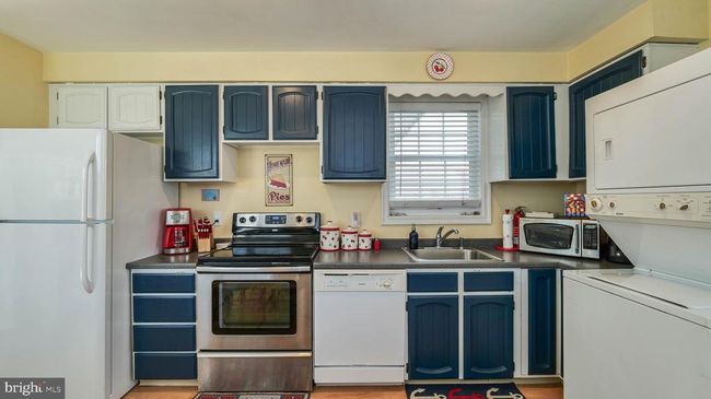 279 39 Th St S, House other with 2 bedrooms, 1 bathrooms and null parking in BRIGANTINE NJ | Image 16