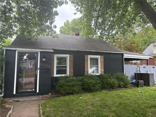 4705 Reinhardt Dr, Roeland Park, KS, 66205-1504 | Card Image