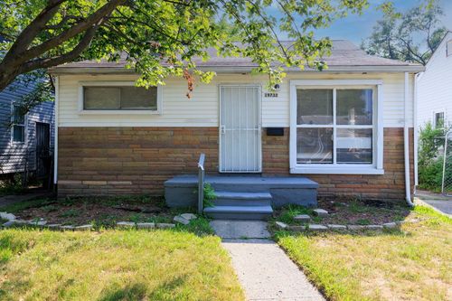 19732 Runyon St, Detroit, MI, 48234-3547 | Card Image