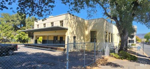 224 N Oak St, Ukiah, CA, 95482-9917 | Card Image