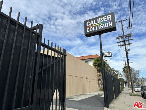 6919 Laurel Canyon Boulevard, North Hollywood, CA, 91605 | Card Image