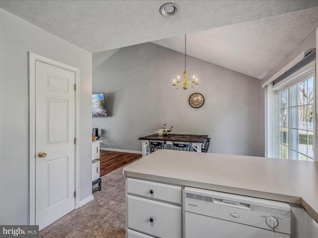 102 Artisan Way, House other with 3 bedrooms, 3 bathrooms and null parking in MARTINSBURG WV | Image 15