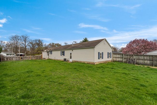 201 S 1 St St, House other with 3 bedrooms, 1 bathrooms and 6 parking in Tolono IL | Image 5