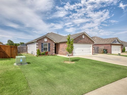 7511 E 144th St N, Collinsville, OK, 74021-4884 | Card Image