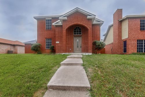 1119 Wayne Ave, Duncanville, TX, 75137-4745 | Card Image
