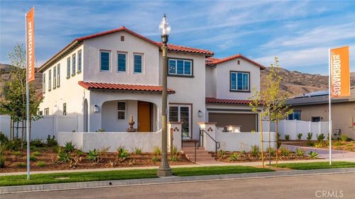 221 E Heritage Valley Pkwy, Fillmore, CA, 93015-2083 | Card Image