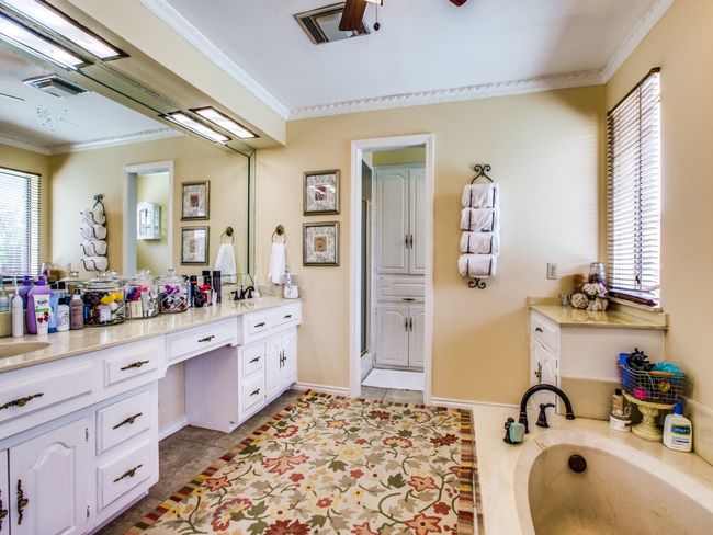 7204 Canongate Dr, House other with 4 bedrooms, 3 bathrooms and null parking in Dallas TX | Image 20