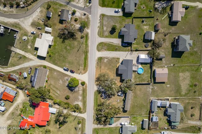 302 Bayview Dr, House other with 3 bedrooms, 2 bathrooms and 1 parking in Harkers Island NC | Image 40