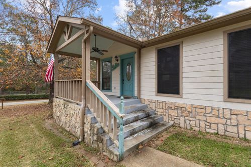 109 Sweet Gum Loop, Brookeland, TX, 75931-6269 | Card Image