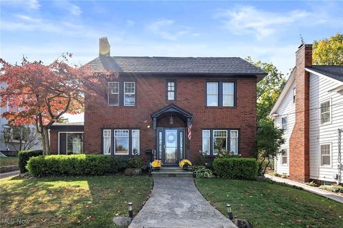 37842 Park Ave, Willoughby, OH, 44094-6059 | Card Image