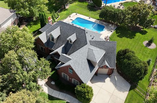 11707 Coquille Dr, Frankfort, IL, 60423-7823 | Card Image