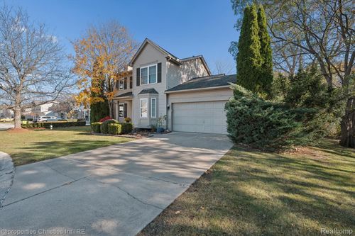 24220 Scarlet Ct, Novi, MI, 48374-3411 | Card Image