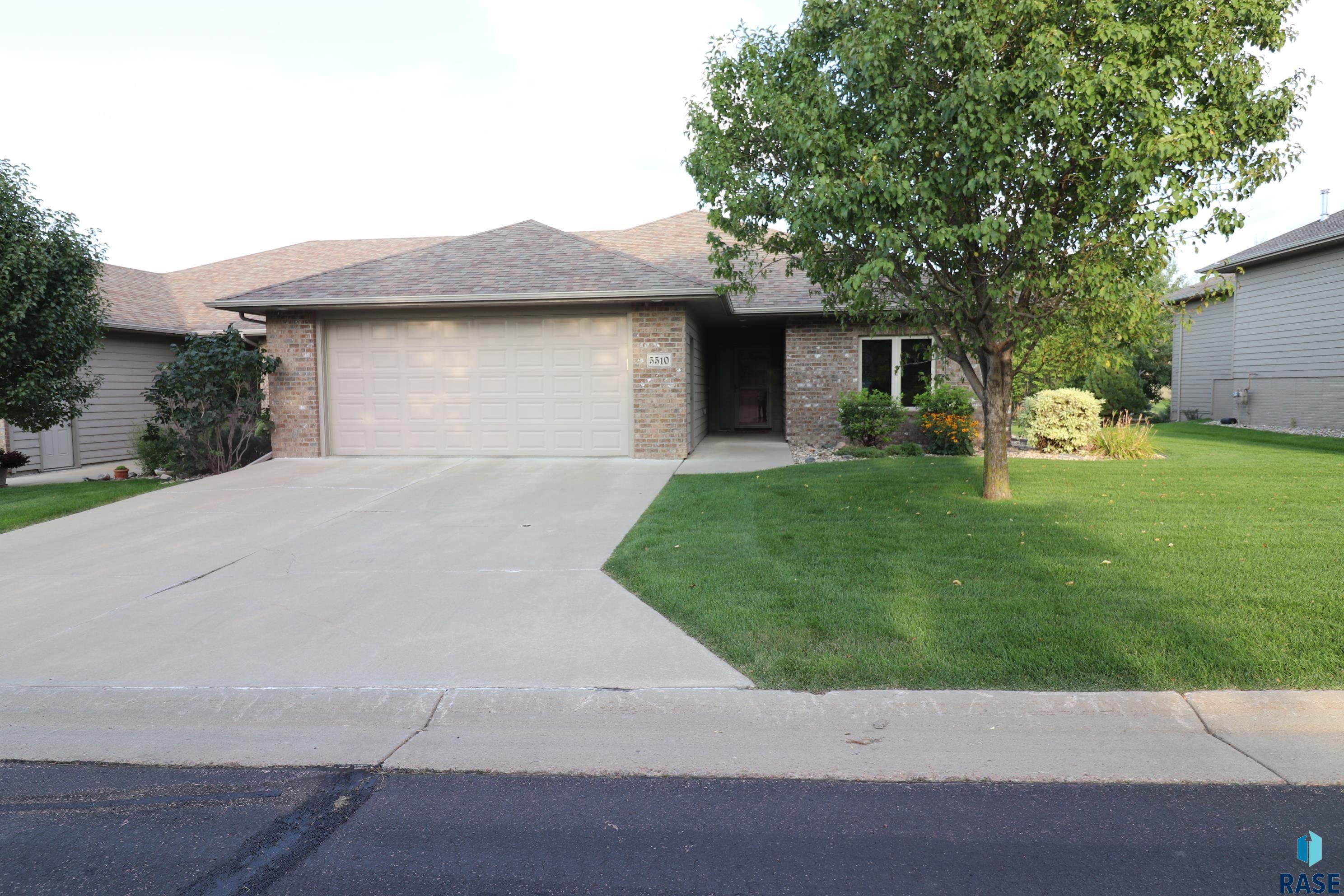 Shadow Wood Pl, Sioux Falls, SD 57108
