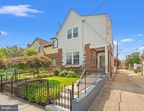 1809 Otis St Ne, WASHINGTON, DC, 20018-2713 | Card Image