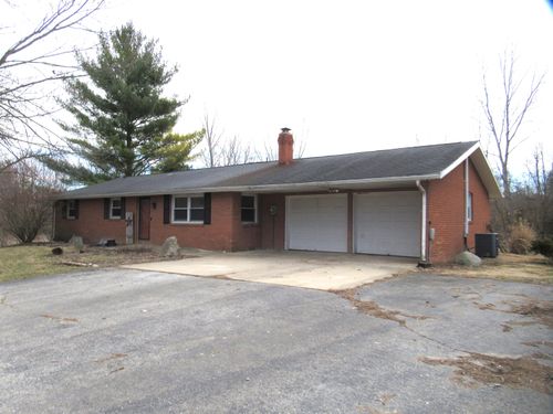 16775 W Hunnicut Rd, Cambridge City, IN, 47327-9733 | Card Image