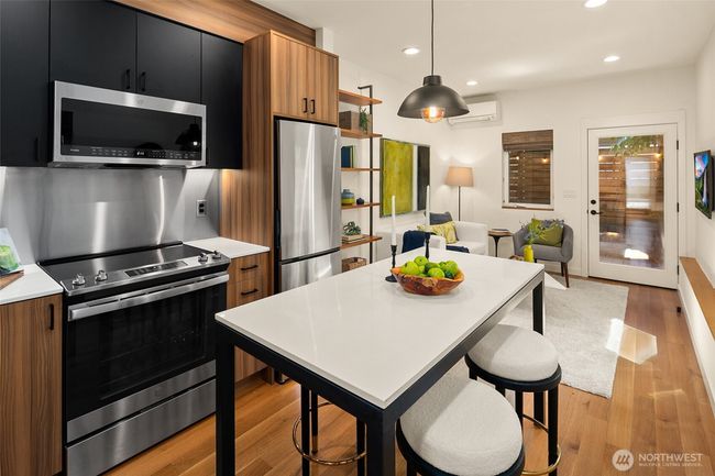 A - 3626 1 St Ave Nw, Townhouse with 2 bedrooms, 2 bathrooms and null parking in Seattle WA | Image 8