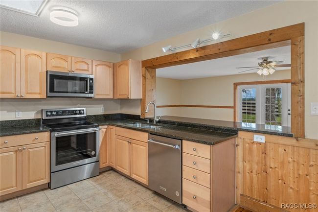 5419 E Stage Coach Trl, House other with 3 bedrooms, 3 bathrooms and 1 parking in Floral City FL | Image 39