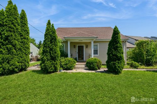 17 New Brunswick Ave, Matawan, NJ, 07747-3337 | Card Image