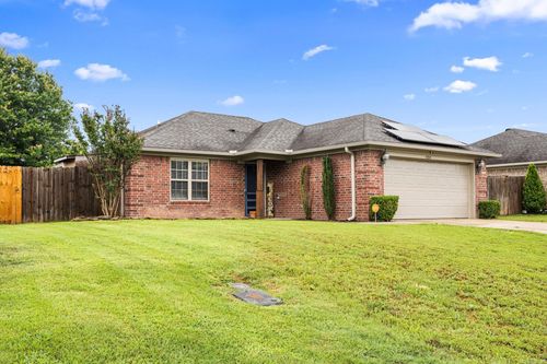 630 Shiloh Dr, Conway, AR, 72032-8968 | Card Image