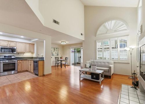 f-6995 Rodling Drive, San Jose, CA, 95138 | Card Image