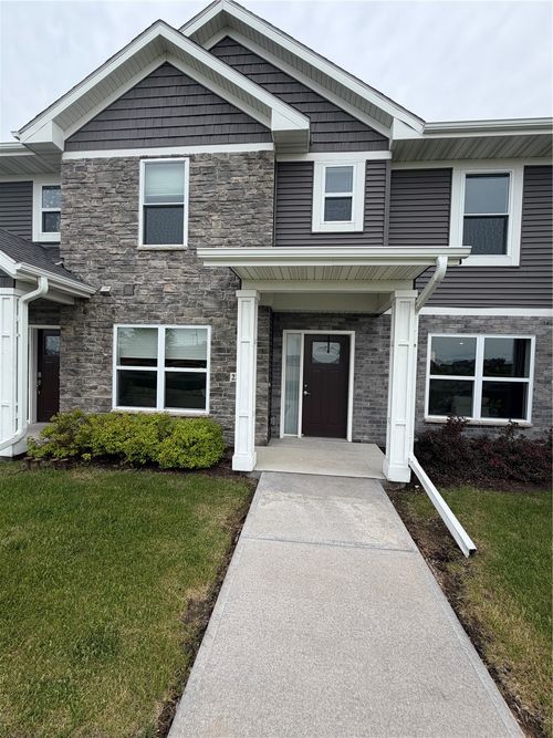 2237 Saint Andrews Drive, North Liberty, IA, 52317 | Card Image