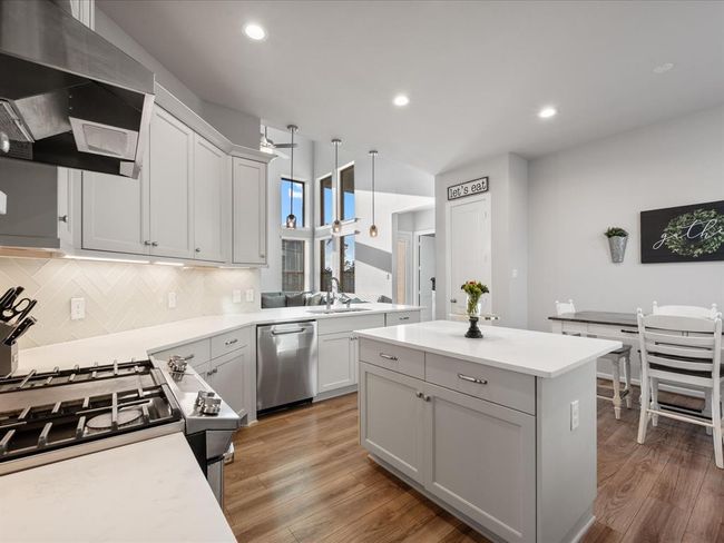 9715 Migrant Hawker Ct, House other with 4 bedrooms, 3 bathrooms and 2 parking in Conroe TX | Image 11