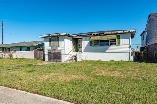 2014 Wimcrest St, Galveston, TX, 77551-1231 | Card Image
