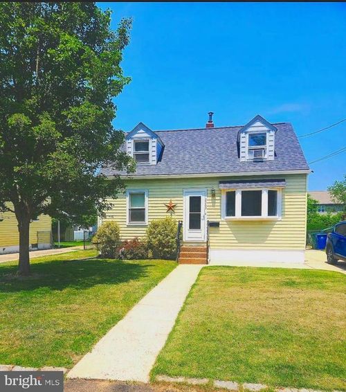 2365 Dixon Ave, CROYDON, PA, 19021-5122 | Card Image