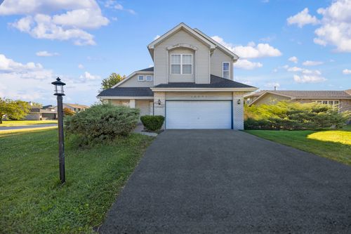 18601 Walnut Ave, Country Club Hills, IL, 60478-5551 | Card Image