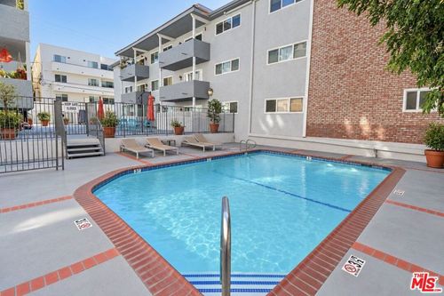 307-1242 N Barrington Ave, Los Angeles, CA, 90049-2924 | Card Image