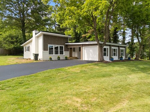 121 Hill Dr Ne, Abingdon, VA, 24210-2011 | Card Image