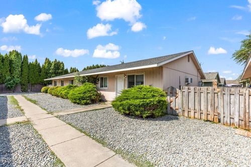 2214&amp;2216 Landon Ave, Union Gap, WA, 98903 | Card Image
