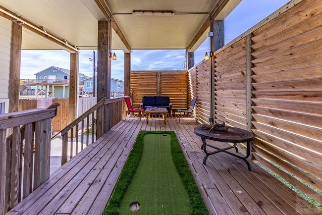 13111 Buccaneer Pkwy, House other with 3 bedrooms, 2 bathrooms and 1 parking in Freeport TX | Image 37