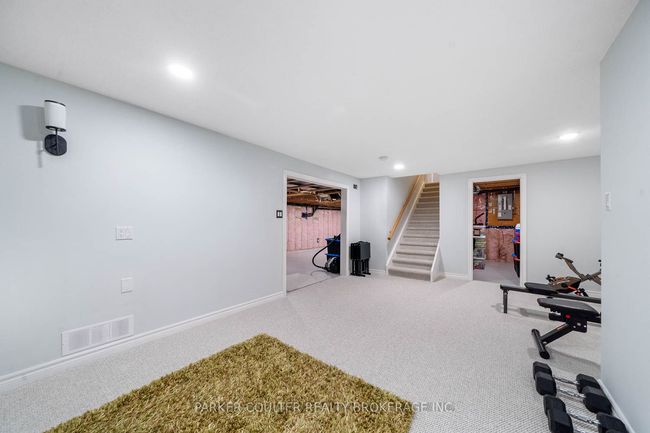 10 Duffys Crt, House other with 4 bedrooms, 3 bathrooms and 7 parking in Minesing ON | Image 37