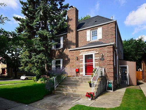 6700 N Fairfield Ave, Chicago, IL, 60645-4504 | Card Image