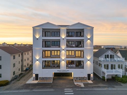 301-465 Ocean Blvd, Hampton, NH, 03842-3635 | Card Image