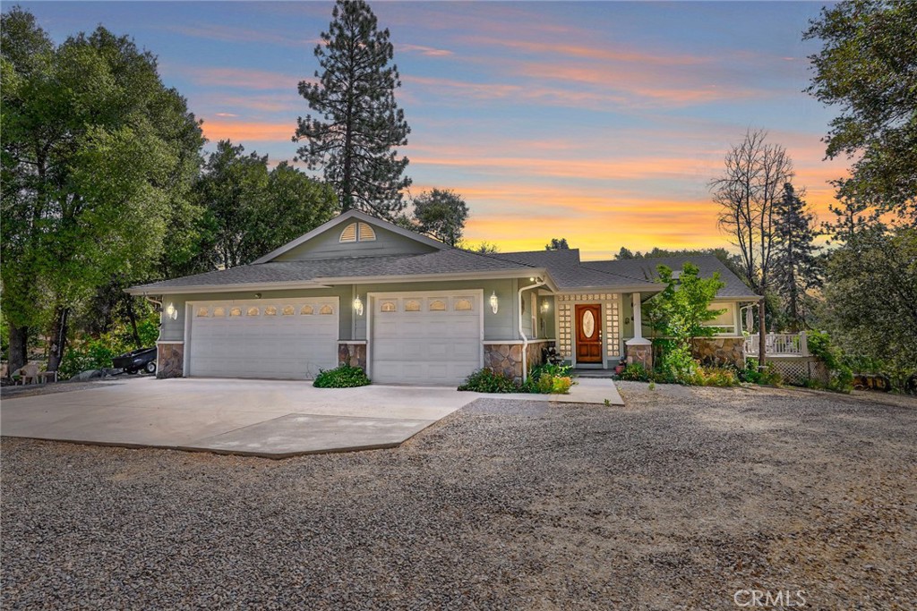 Residential in Ahwahnee