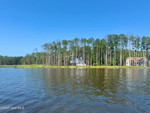 110 Morning Glory Ln, Aurora, NC, 27806-9466 | Card Image
