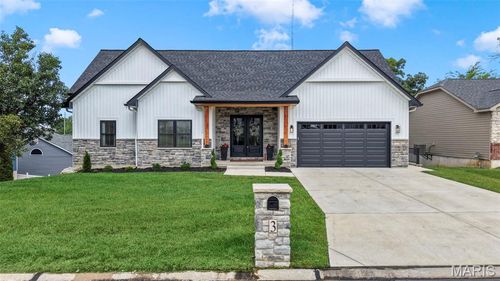 3 Millers Ct, O Fallon, MO, 63366-7533 | Card Image