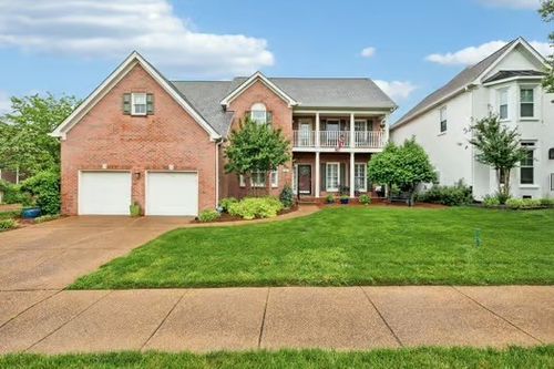 200 Heathstone Cir, Franklin, TN, 37069-4356 | Card Image
