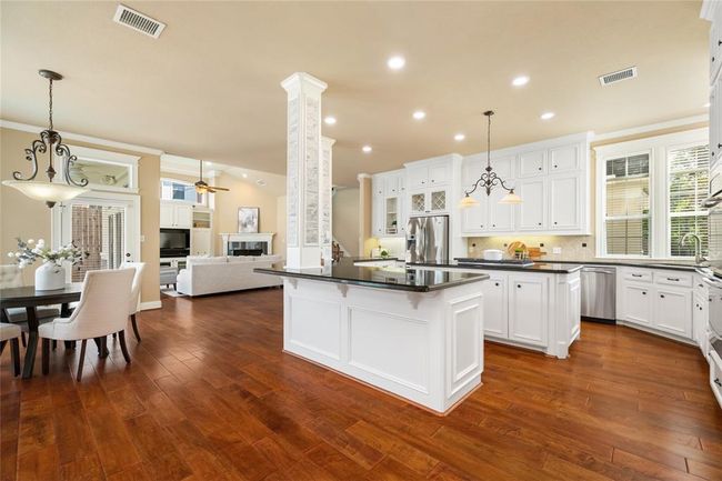 5811 Cimmaron Creek Ct, House other with 4 bedrooms, 5 bathrooms and 4 parking in Spring TX | Image 16
