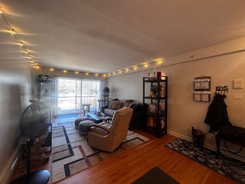 3-310-10205 S 86th Ter, Palos Hills, IL, 60465-1331 | Card Image