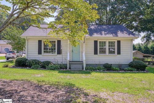 302 Hillcrest Drive, Greer, SC, 29651 | Card Image