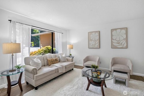 1225 Solar Ct Ne, Olympia, WA, 98516-5745 | Card Image