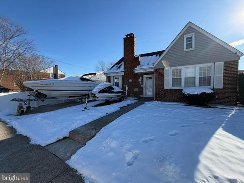 8101 Large St, PHILADELPHIA, PA, 19152-2709 | Card Image