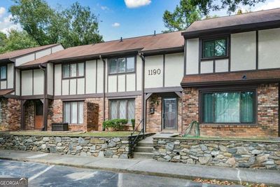 C - 1190 Ashborough Drive Se, Condo with 3 bedrooms, 1 bathrooms and 2 parking in Marietta GA | Image 1